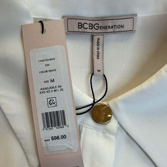 NWT BCBGeneration White Blue Button Down Blouse | Size Medium - Picture 6 of 7